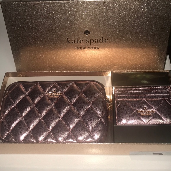 KATE SPADE ♠️ QUILTED METALLIC LEATHER CROSSBODY CARD CASE SET - Picture 1 of 15